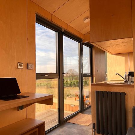 Beautiful Cabins In Herefordshire Countryside ภายนอก รูปภาพ