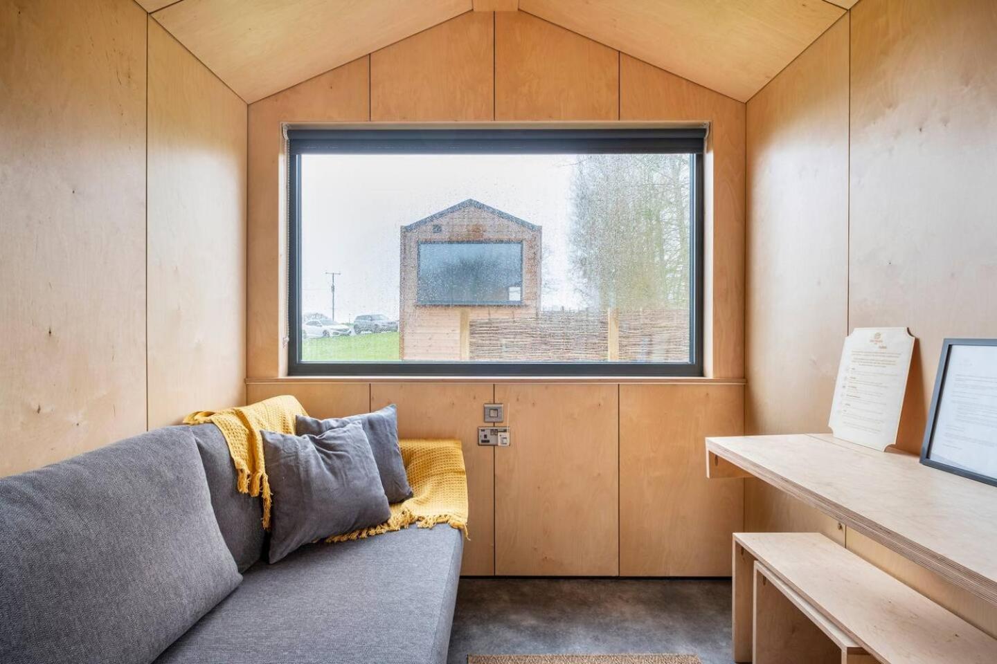 Beautiful Cabins In Herefordshire Countryside ภายนอก รูปภาพ