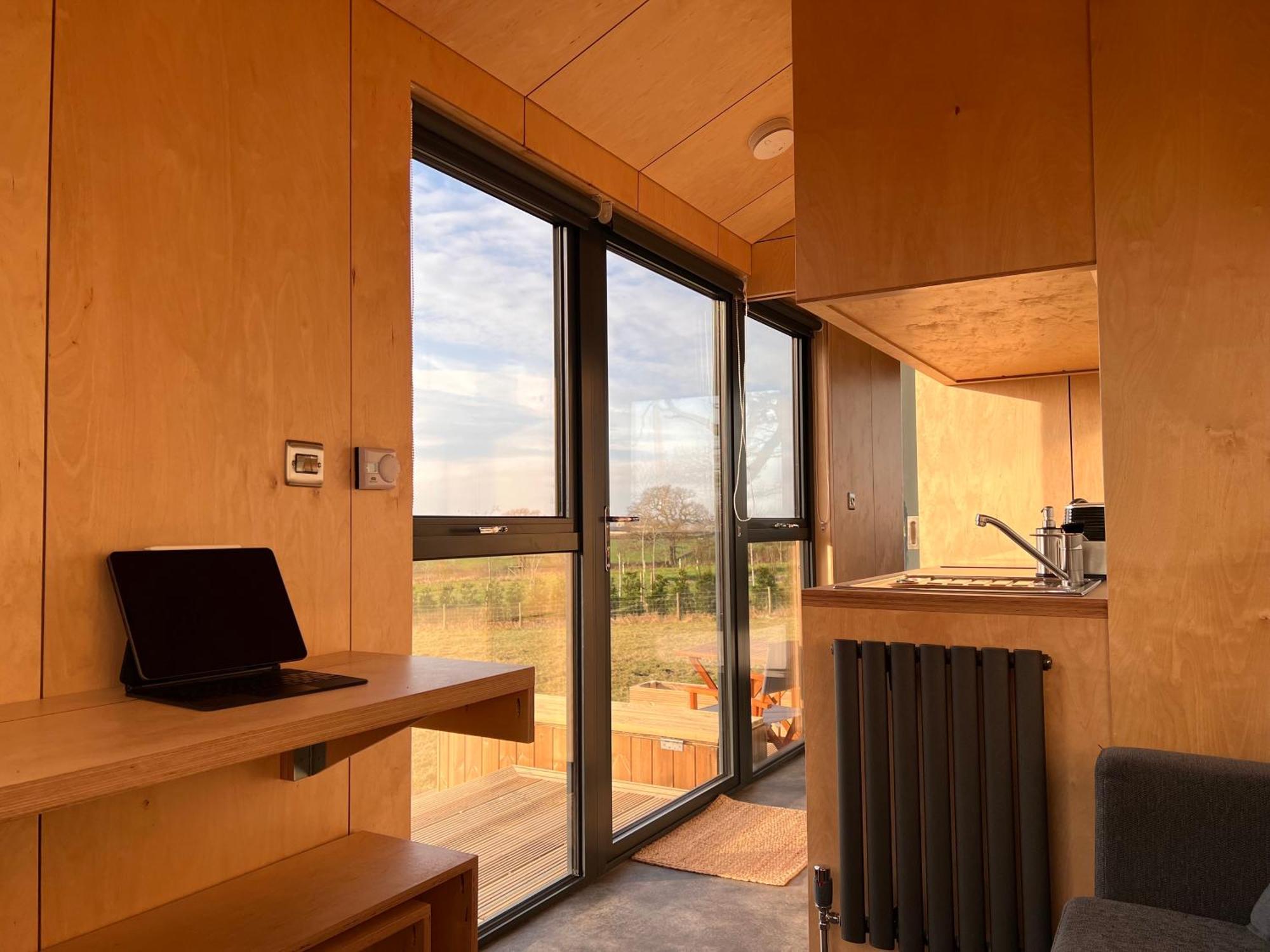 Beautiful Cabins In Herefordshire Countryside ภายนอก รูปภาพ